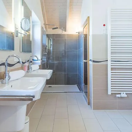 Basstolpel By Interhome Vakantiehuis